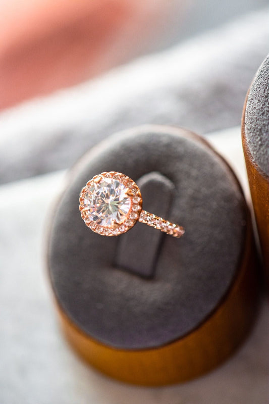 Veda Round Cut Rose Gold Ring White Zircon